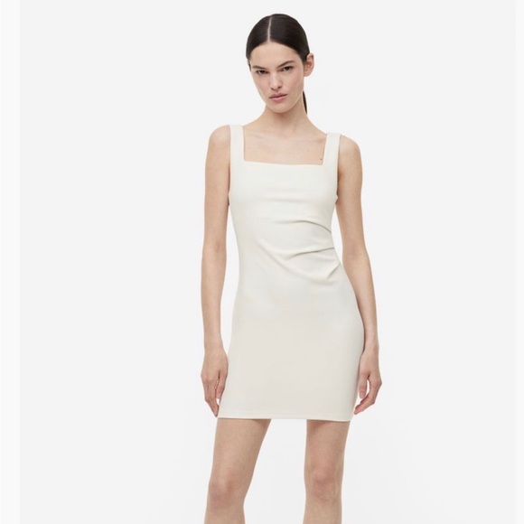 White pleated square neck dress from H&M - XS - Picture 4 of 4